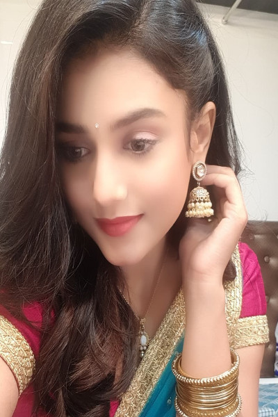 Mishti Chakrabortty Instagram Images