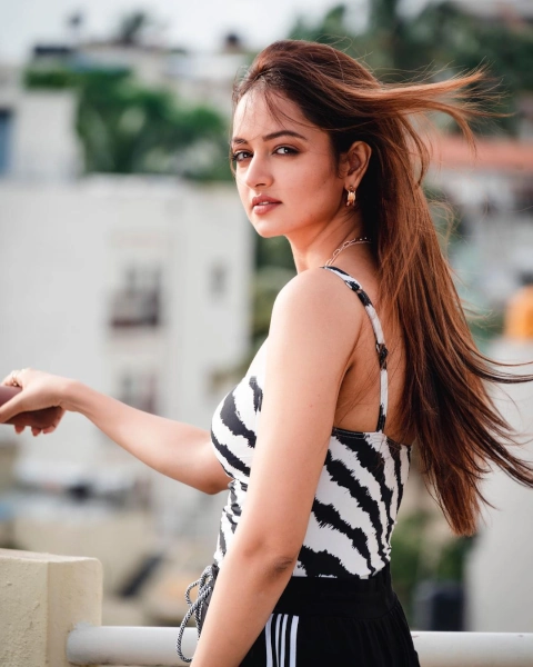 Shanvi Srivastava as Meera in Tarak