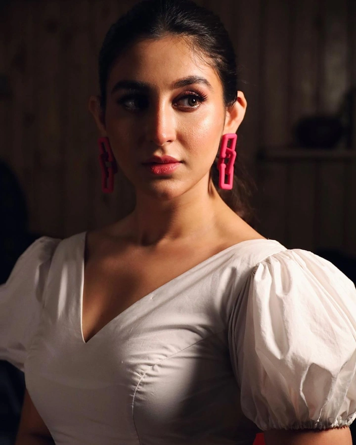 Oindrila Sen is a Gorgeous Indian Actress & a Beautiful Model