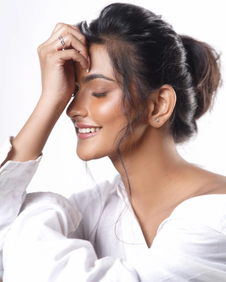 Sanchi Rai is a Gorgeous Indian Actress & a Beautiful Model