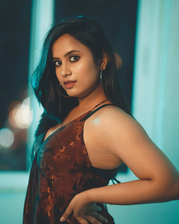 Sheetal Gauthaman is a well known YouTuber