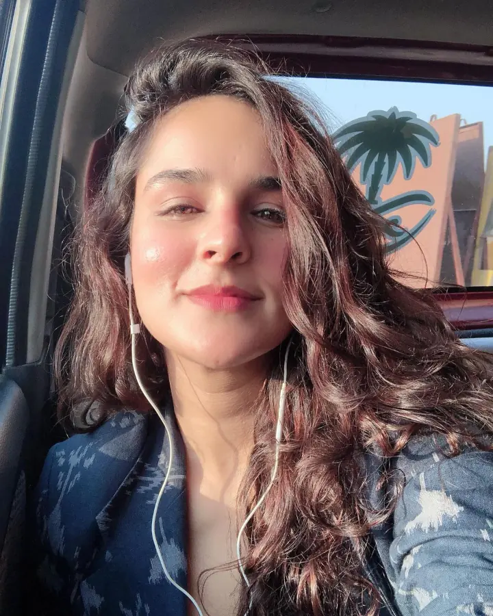 Angira Dhar is a cute Indian Film Actress