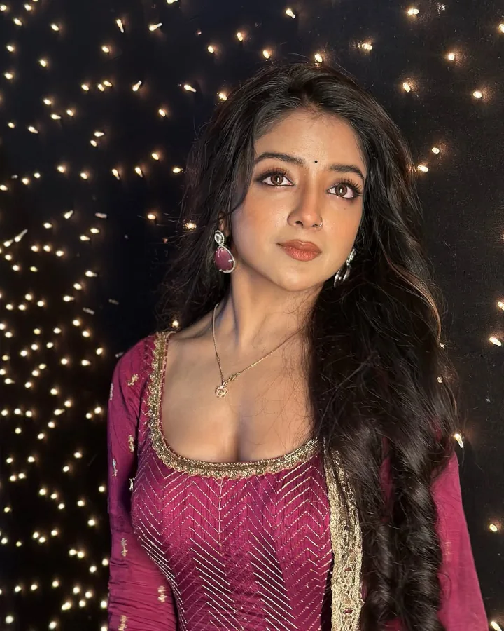 Khushi Dubey Boyfriend Latest Image